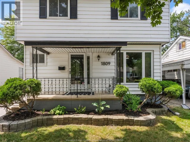1809 Westcott, Windsor, Ontario N8W4K3