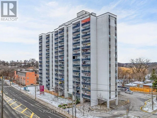 1103 - 890 JANE STREET, Toronto (Rockcliffe-Smythe), Ontario M6N4C3