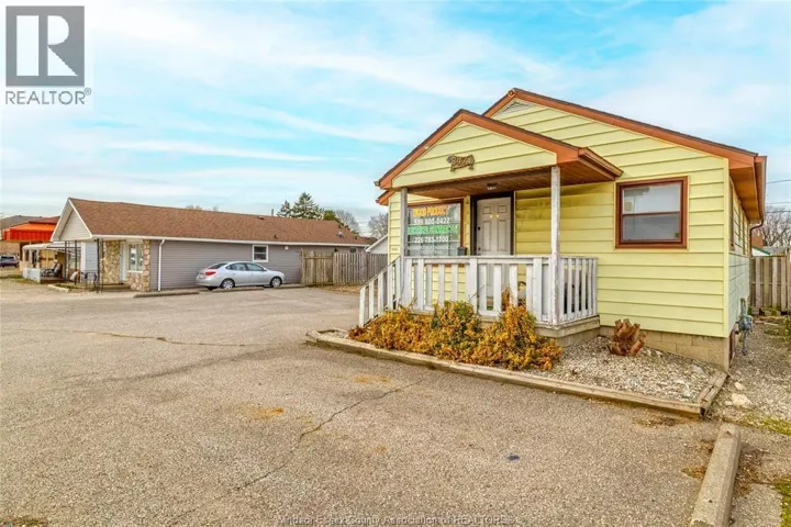 3473 WALKER ROAD, Windsor, Ontario N8W3S2