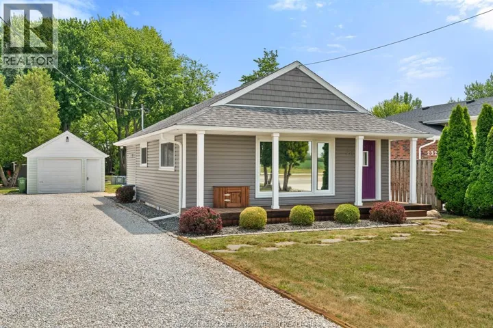 230 Renaud LINE, Lakeshore, Ontario N8L0J7