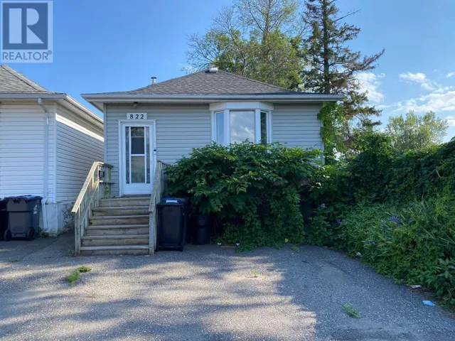 822 Pruden ST, Thunder Bay, Ontario P7C2K3