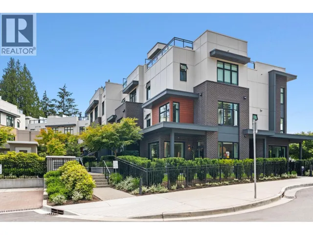 119 2035 GLENAIRE DRIVE, North Vancouver, British Columbia V7P1Y2