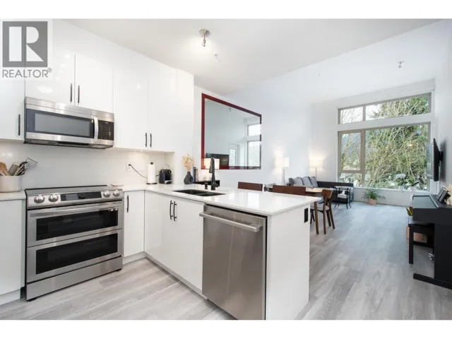 515 119 W 22ND STREET, North Vancouver, British Columbia V7M0B4