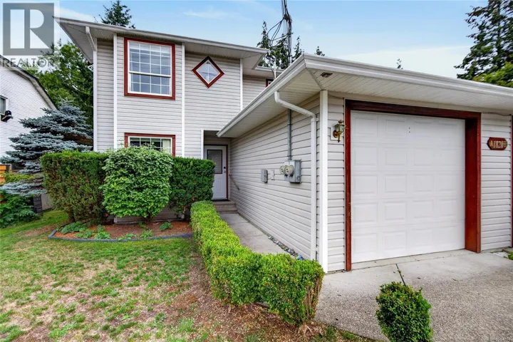 A 1820 1st St, Courtenay, British Columbia V9N6V5