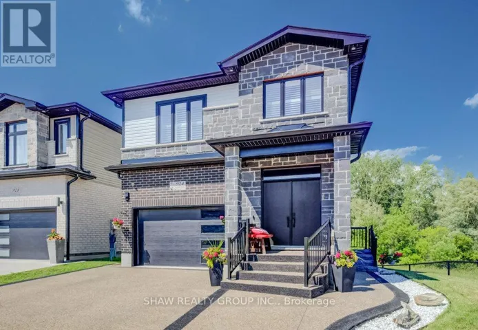 924 CHAPEL HILL COURT, Kitchener, Ontario N2R0P4