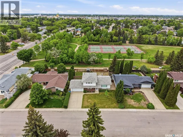 86 Duncan CRESCENT, Saskatoon, Saskatchewan S7H4K4