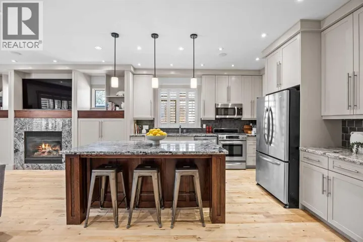 211 32 Avenue NW, Calgary, Alberta T2M2P8