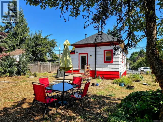 37 Strickland St, Nanaimo, British Columbia V9R4S1