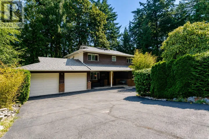 1970 Lands End Rd, North Saanich, British Columbia V8L5J2