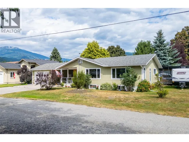 2032 Laforme Boulevard, Revelstoke, British Columbia V0E2S0