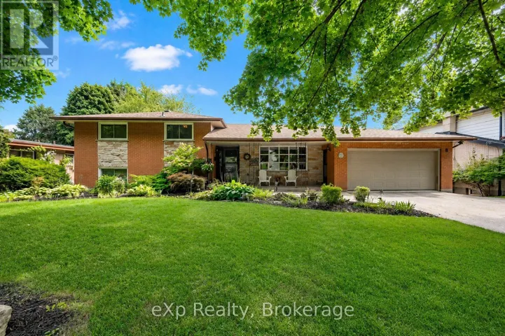 8 MALVERN CRESCENT, Guelph (Pineridge/Westminster Woods), Ontario N1L1G8