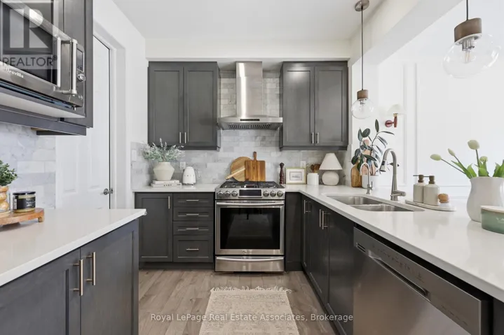 27 - 1222 ROSE WAY, Milton (CB Cobban), Ontario L9E1P2