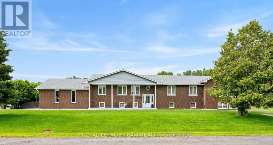 7019 COSGROVE AVENUE, Ottawa, Ontario K4P1A6