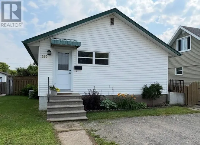 140 Christina ST E, Thunder Bay, Ontario P7E4N5