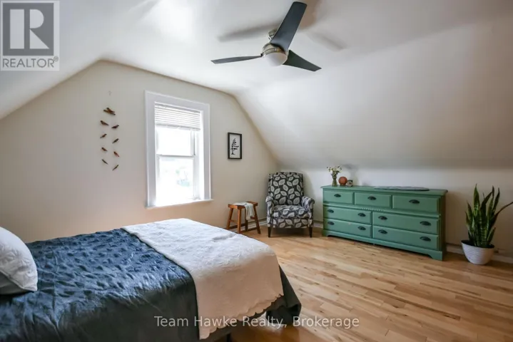 780