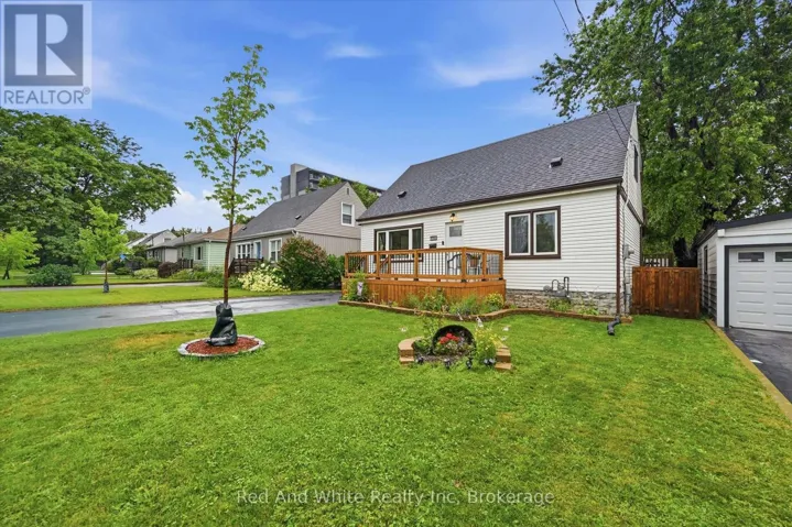 450 EAST 42ND STREET, Hamilton (Hampton Heights), Ontario L8T3B3
