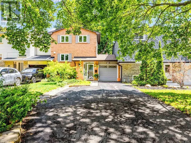 75 ST. ANDREWS COURT, Aurora (Hills of St Andrew), Ontario L4G3B2