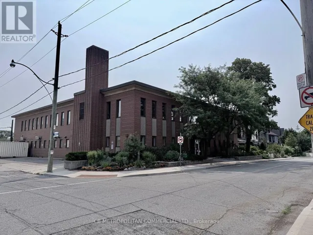 MAIN FLOOR - 139 MULOCK AVENUE, Toronto (Junction Area), Ontario M6N1G9