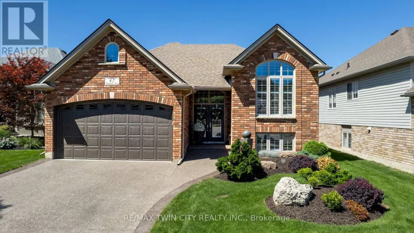 47 DEERPARK AVENUE, Brantford, Ontario N3R8B1