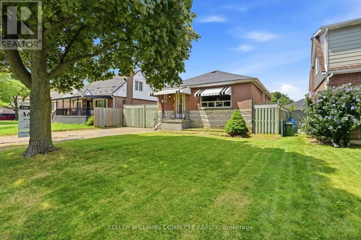 6 SEVEN OAKS DRIVE, Hamilton (Hill Park), Ontario L9A4C8