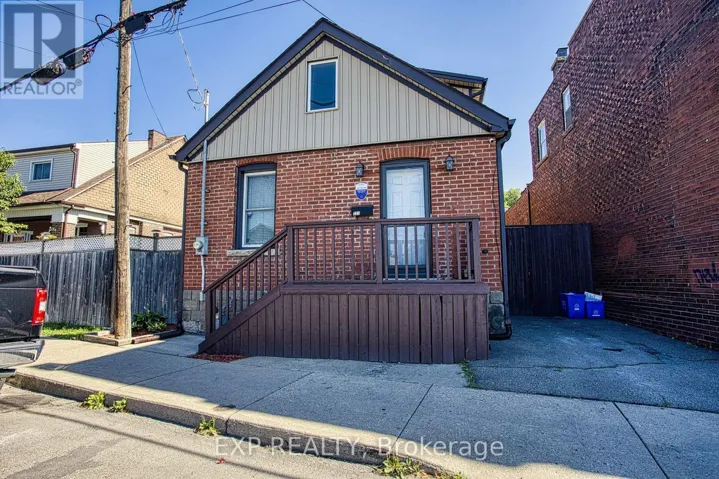 227 BEACH ROAD, Hamilton (Industrial Sector), Ontario L8L4A9