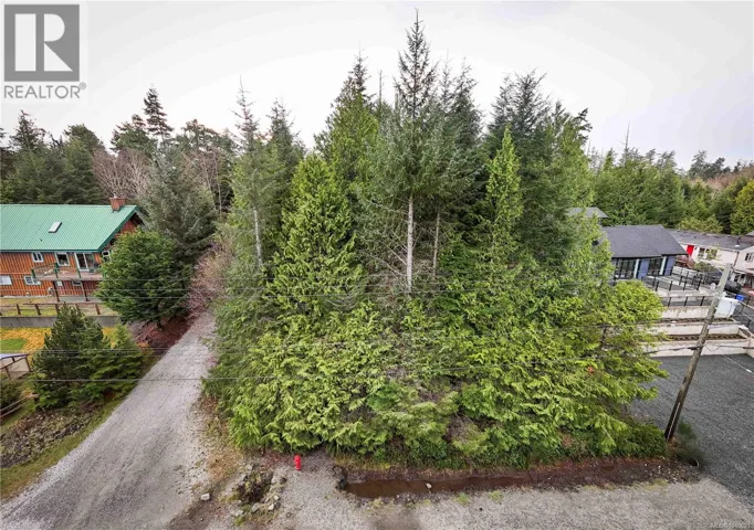 1391 Victoria Rd, Ucluelet, British Columbia V0R3A0