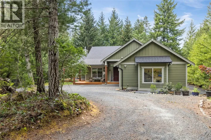 1703 Peligren Pl, Qualicum Beach, British Columbia V9K2S3