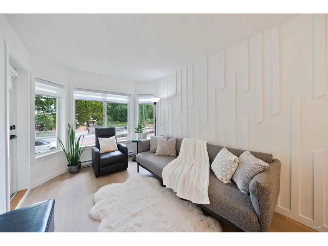 208 12160 80 AVENUE, Surrey, British Columbia V3W0V3
