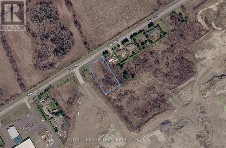 2748 RIDEAU ROAD, Ottawa, Ontario K1X1A1