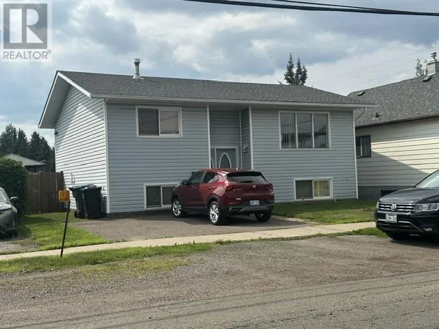 1909 Mountdale AVE., Thunder Bay, Ontario P7E3B2