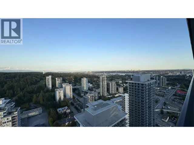 4302 3809 EVERGREEN PLACE, Burnaby, British Columbia V3J0M1