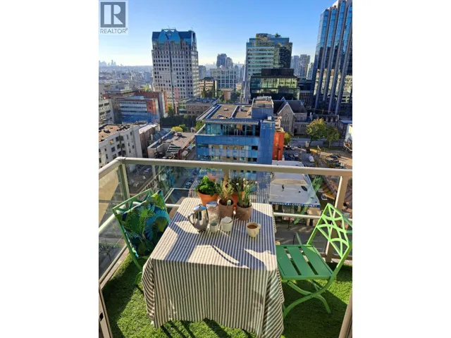 1611 610 GRANVILLE STREET, Vancouver, British Columbia V6C3T3
