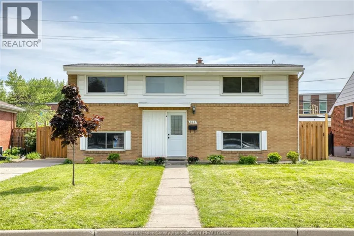 962 WATSON, Windsor, Ontario N8S3T2