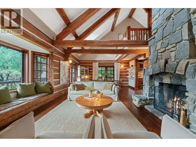5851 EAGLE ISLAND, West Vancouver, British Columbia V7W1V6
