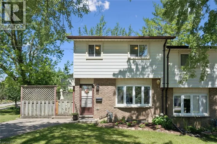 54 ELLIS Crescent Unit# A, Waterloo, Ontario N2J4L2