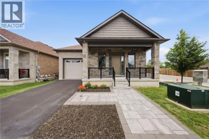 6 BECKETT Drive Unit# 10, Brantford, Ontario N3T6E5
