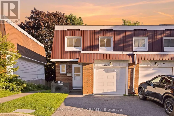 14 - 314 STONE QUARRY PRIVATE, Ottawa, Ontario K1K3Y2