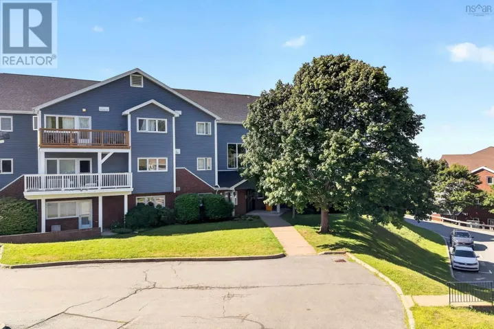 102 126 Farnham Gate Road, Halifax, Nova Scotia B3M3Z9