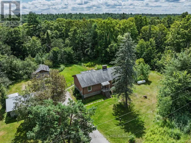 4924 MONCK ROAD, Kawartha Lakes (Kinmount), Ontario K0M2A0