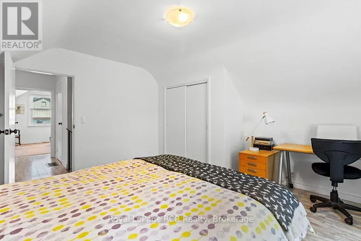 780
