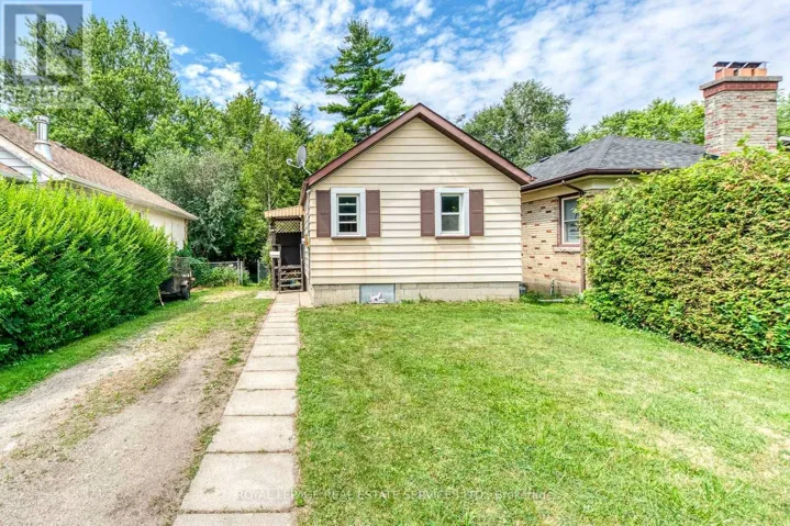 10 THATCHER AVENUE, Toronto (Cliffcrest), Ontario M1M2M2