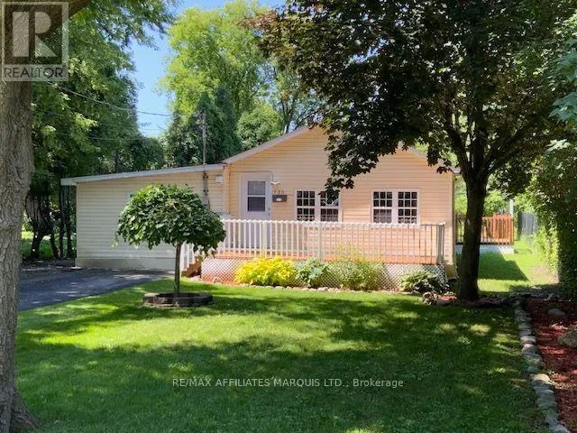 936 GLOUCESTER STREET N, Cornwall, Ontario K6H3W5