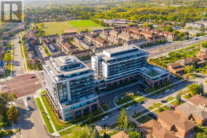 714 - 4800 HIGHWAY 7, Vaughan (East Woodbridge), Ontario L4L1H8