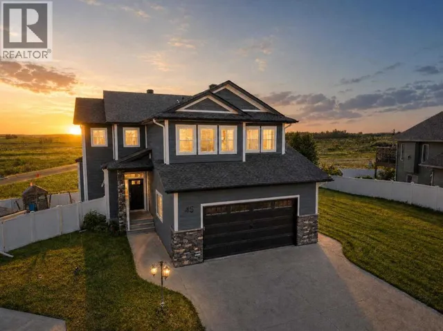 45 Alderwood Close, Blackfalds, Alberta T4M0L9
