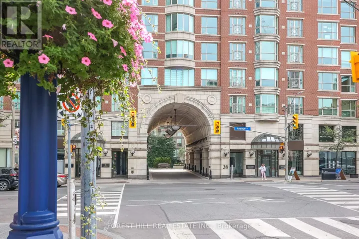 305 - 38 AVENUE ROAD, Toronto (Annex), Ontario M5R2G2