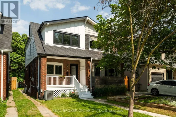 37 GLEDHILL AVENUE, Toronto (Woodbine-Lumsden), Ontario M4C5K7