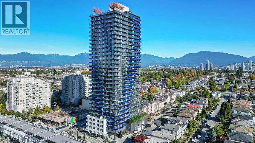 2504 5058 JOYCE STREET, Vancouver, British Columbia V5R0J9