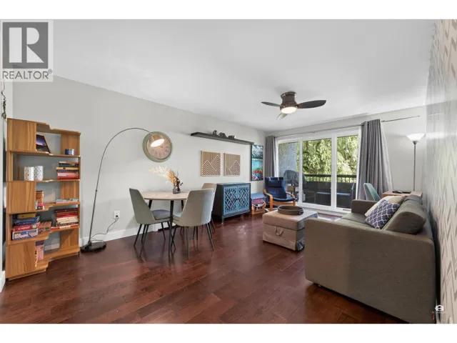 206 1420 E 8TH STREET, Vancouver, British Columbia V5N1T4