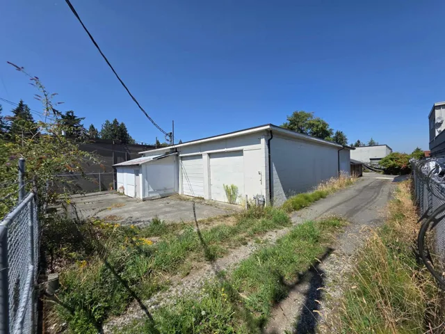 11955 95 AVENUE, Delta, British Columbia V4C3V1