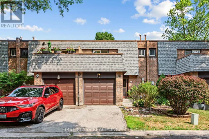 8 - 16 WOODGLEN WAY, Markham (Unionville), Ontario L3R3A8